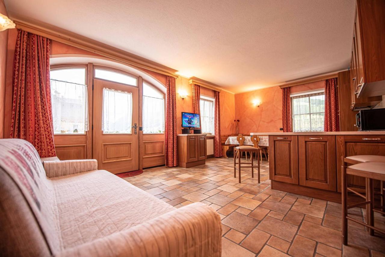 Family House Amalia MyholidayЛивиньо Экстерьер фото
